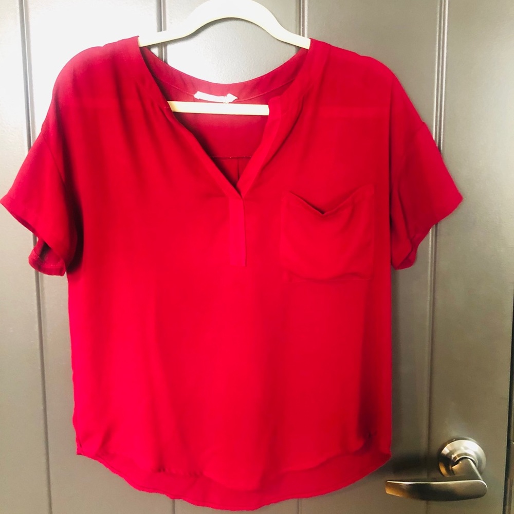 Lush magenta short sleeve blouse